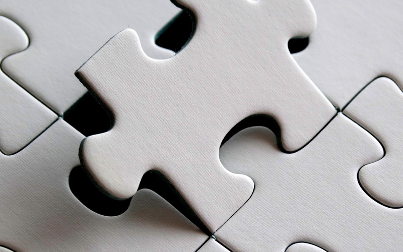 shape, interlocked, alloy, medium group of objects, hd, full frame, indoors, studio shot, close-up, jigsaw puzzle, solution, high, hole, white color