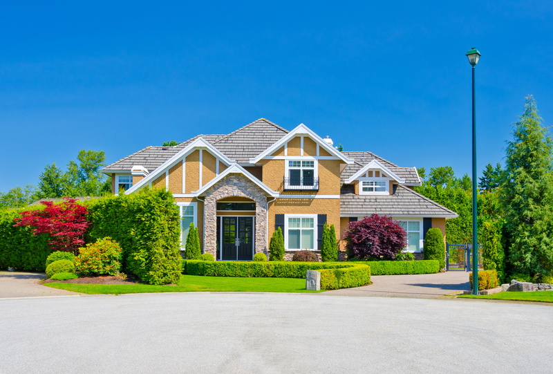 plant, landscaped, no people, luxury, blue, suburb, trees, greens, brick, building, modern, the bushes, house, mansion, gray, the sky, nature, grass, the sun