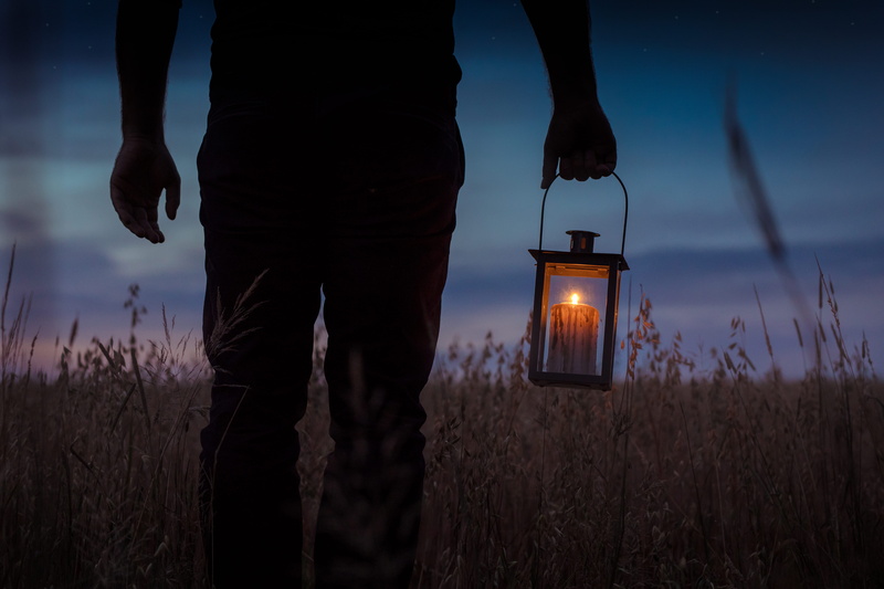 men, winter, night time, glowing, lamp, flame, carrying, 5K, holding, fire - Natural Phenomenon, silhouette, rural Scene, sunrise, wilderness, man, people
