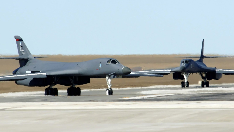 metal, Rockwell B-1 Lancer, airplane, gray, military aircraft, black, 1080P, aircraft, jets, sky, military, tool