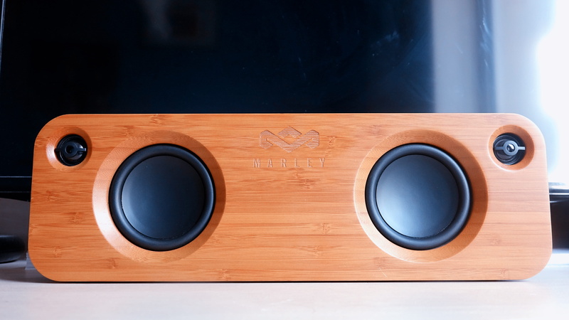 boombox, 4K, brown, no people, indoors, shape, close-up, wood - material, tv, directly above, equipment, food and drink, table, song, subwoofer, circle