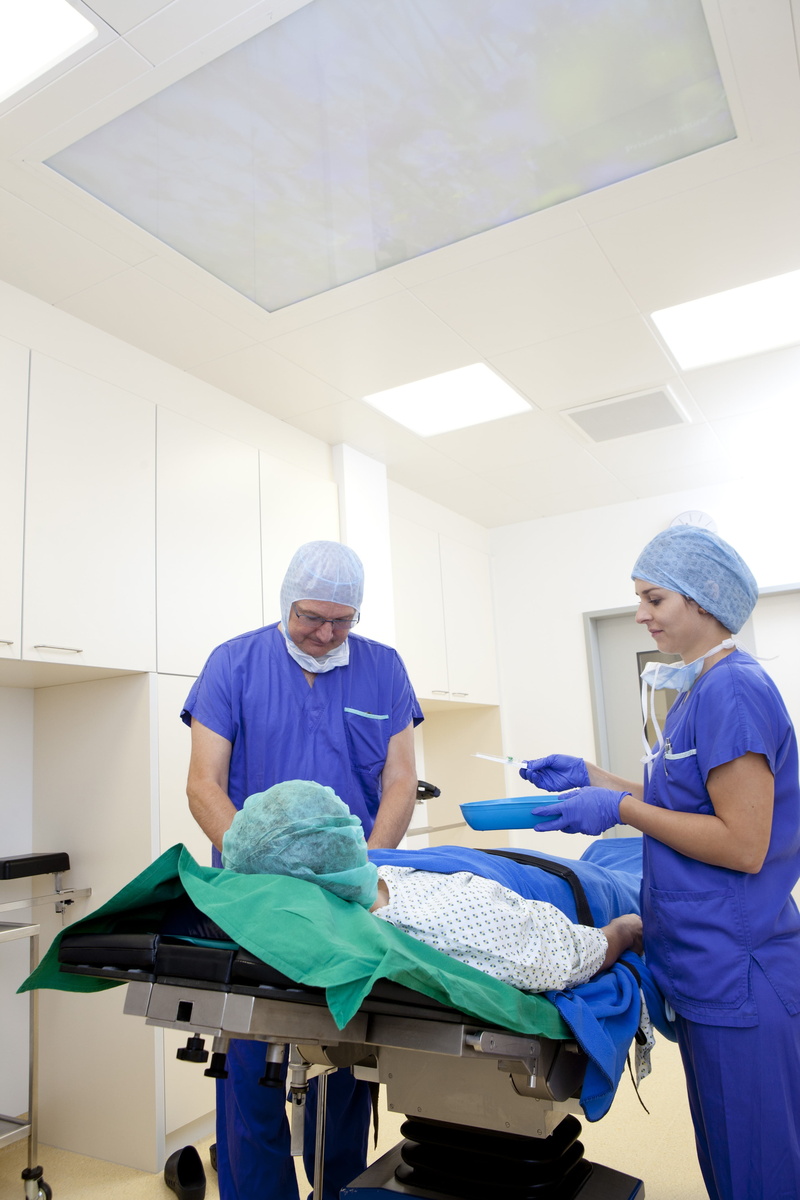 wearing, standing, pants, surgeon, teamwork, 4K, men, males, nurse, surgery, uniform, front view, top, healthcare worker, real people, surgical glove