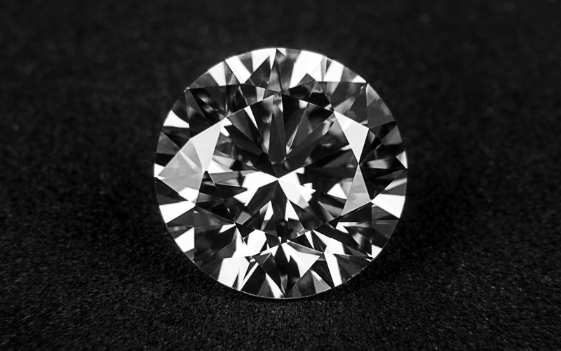 geometric shape, indoors, precious gem, design, man made, jewelry, single object, wealth, shiny, wheel, illustration, 4K, man made object, diamond - gemstone