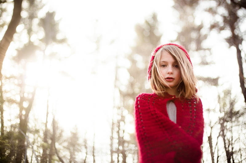 outdoors, focus on foreground, children, portrait, winter, little girl, one person, hair, 1080P, cold temperature, hairstyle, women, young women, blond hair