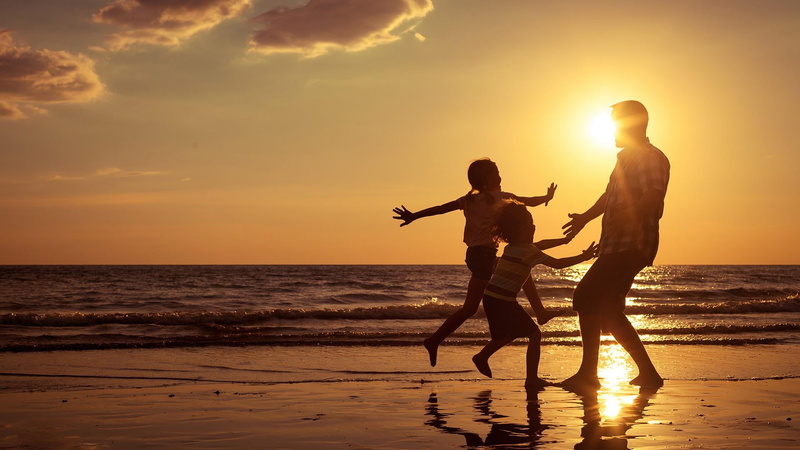 children, running, horizon over water, bonding, men, positive emotion, kids, sun, 1080P, nature, child, man, young, togetherness, son, males, father, evening