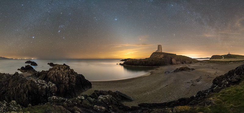 rocks, phenomenon, sea, Llanddwyn Island, nature, Anglesey, sky, stars, Orion, background, zodiacal light, seascape, 1080P, illustration, night, star - Space