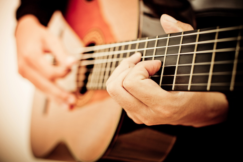 sound, human body part, acoustic, midsection, finger, guitar, musician, adult, focus on foreground, 5K, musical instrument, classical guitar