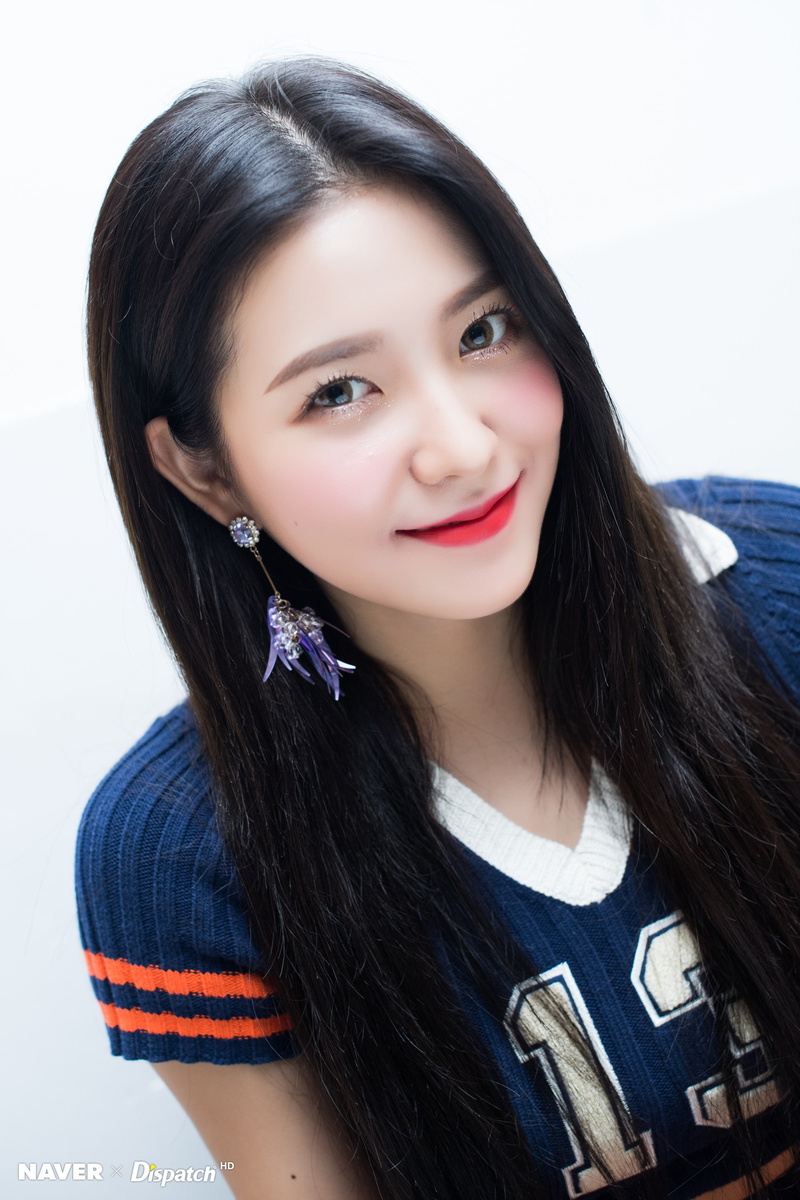 Yeri (RedVelvet), headshot, beauty, black hair, long hair, straight hair, emotion, happiness, RedVelvet, human face, portrait, K-pop, women, one person