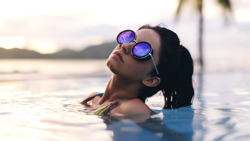 hairstyle, child, water, holiday, swimming, hair, summer, fashion, swimming pool, headshot, swimwear, sunlight, leisure activity, image girl 2560x1440
