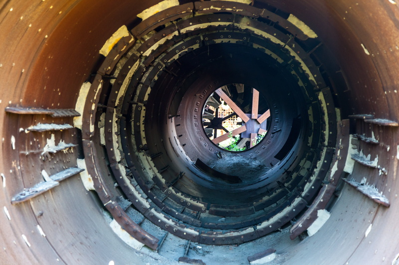 concrete, tire, mystic, grungy, rusty, dangerous, industrial, robotic, edge, factory, architecture, men, effect, metallic circles, alien, machinery, circle