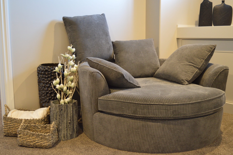 seat, fabric, armchair, wicker, luxury, cozy, furniture, 5K, decor, cushion, home interior, comfort, recliner, grey, comfortable, wall, sofa, pillow, stuffed