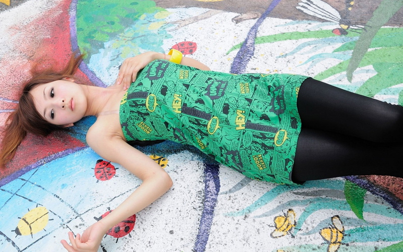 young women, lifestyles, relaxation, Mikako Zhang Kaijie, leisure activity, lying on back, high angle view, multi colored, green dress, creativity, Asian