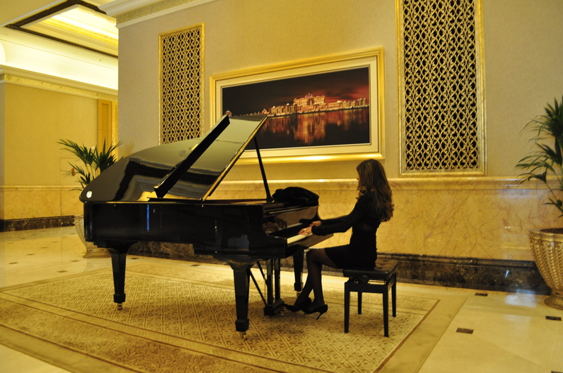 abu dhabi, grand piano, full length, indoors, keyboard, 4K, piano, arts culture and entertainment, leisure activity, home interior, black, music, one person