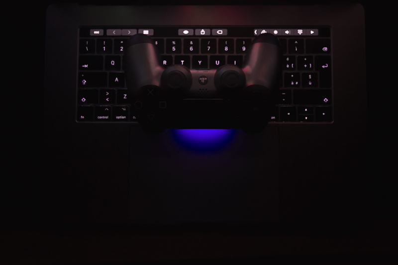 dualshock, mac, computer equipment, imac, communication, technology, rome, night, metal, black background, human body part, laptop, macbook pro, body part