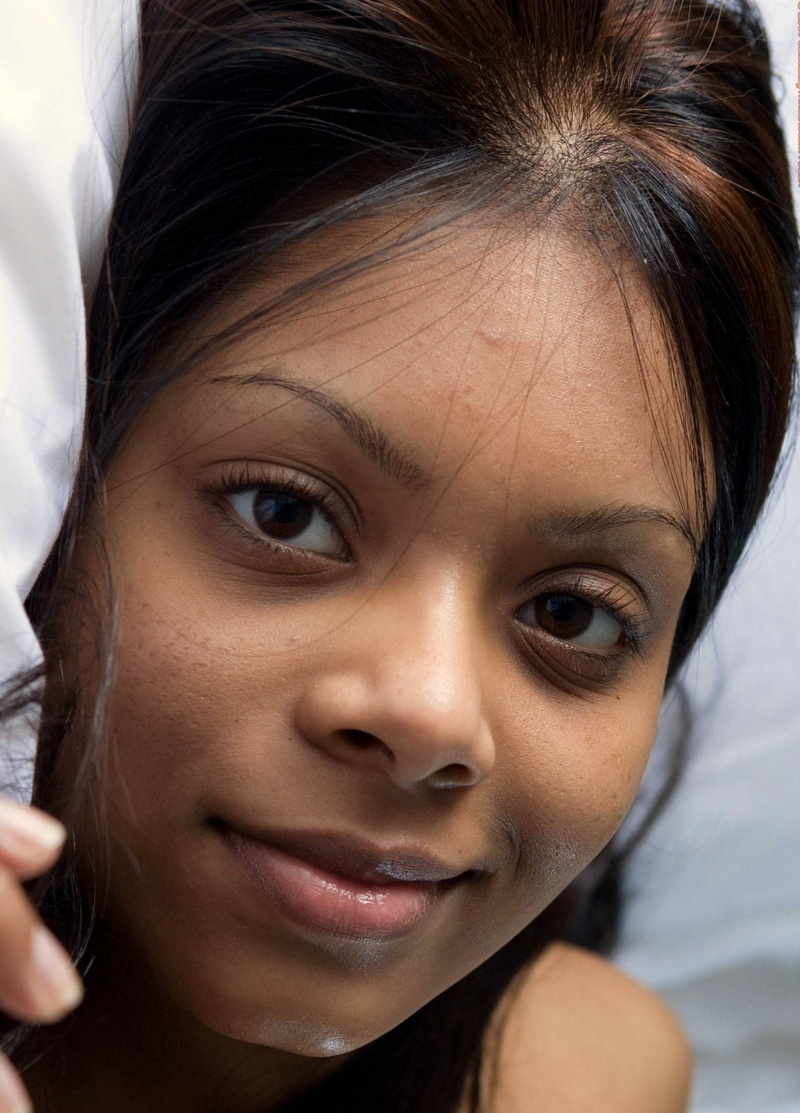 human body part, human face, in bed, hairstyle, childhood, ebony, emotion, headshot, body part, beautiful woman, close-up, girls, child, 1080P, females