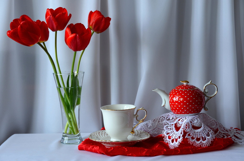 close-up, table, no People, floral pattern, freshness, backgrounds, tea cup, teapot, christmas, breakfast, elegance, coffee - Drink, flower, food and drink