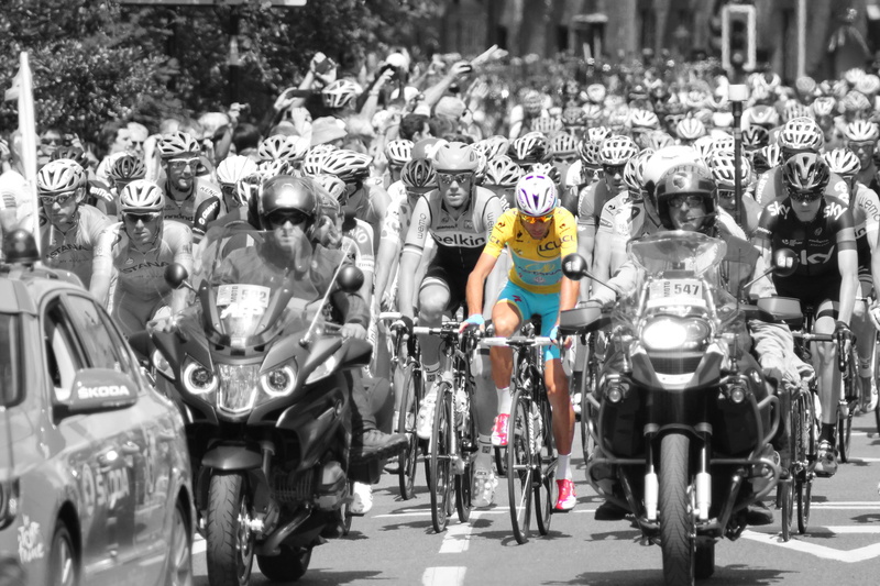 outdoors, group of people, helmet, Tour De France, day, city, 4K, Cyclist, peleton, bicycle, cyclists, women, front view, men, Nibali, cambridge, crowd