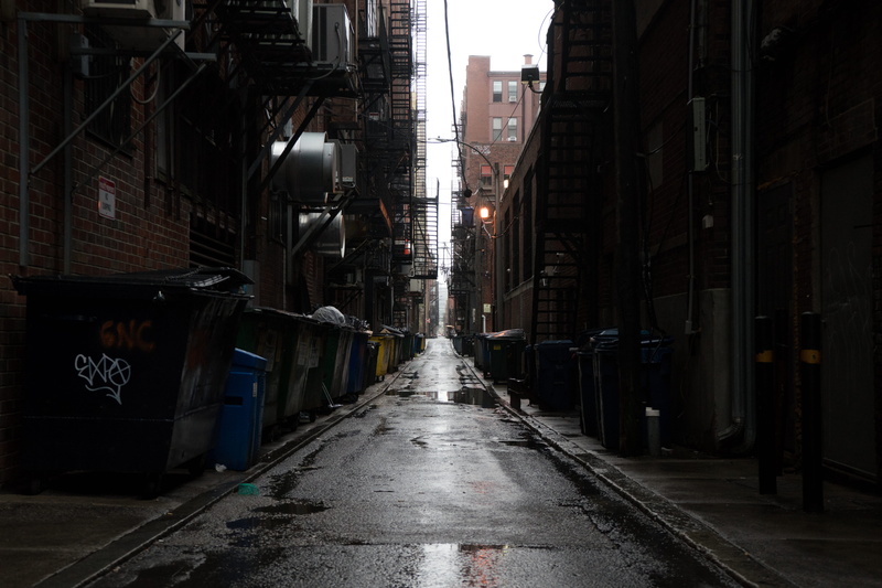 street, alley, built structure, diminishing perspective, ally, outdoors, boston, brick, no people, building exterior, residential district, day, narrow