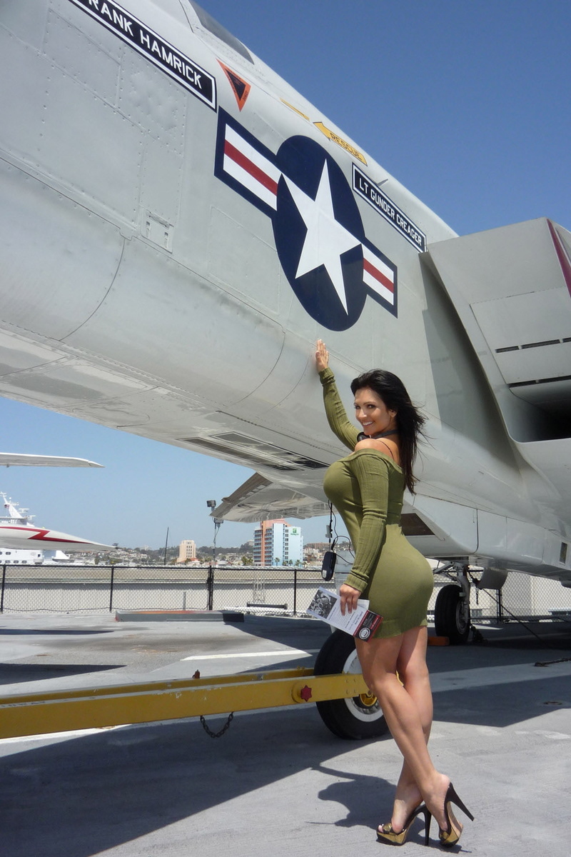 jet, aircraft, 720P, milani, planes, x, women, denise, pinup, military, hd, art, aircrafts