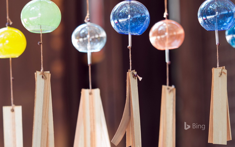 wind, hanging, variation, string, close-up, low angle view, ceiling, business, 1080P, indoors, desktop, large group of objects, chimes, no people, lighting equipment