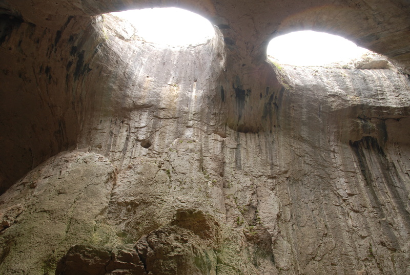ancient, arch, sunlight, photo, old, exploration, solid, subterranean, angle, wall, enviroment, nature, architecture, low, cave, ruined, formation, built structure