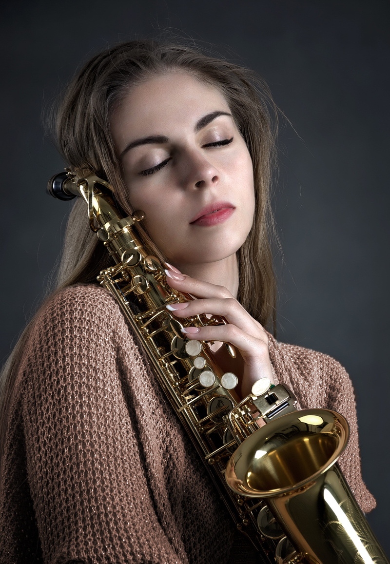 girl, beauty, adult, listen, eyes closed, brunette, hairstyle, young adult, playing, colored, indoors, holding, ms, portrait of a woman, women, music, skill