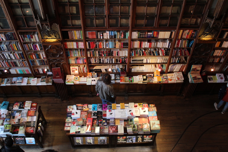 lot, real people, adult, occupation, choice, retail, book, variation, people, arrangement, 5K, antiquariat, Books, education, shelf, title, old books