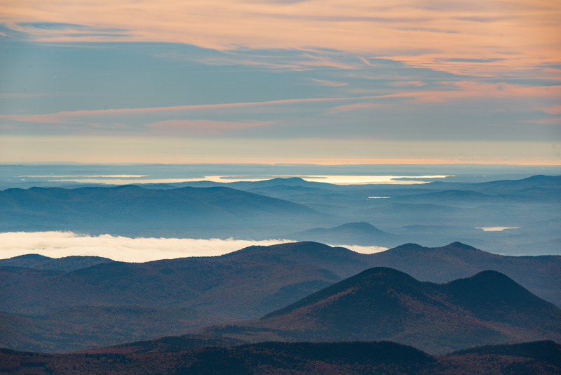 5K, mountain, sunset, sky, tranquil scene, travel destinations, landscape, majestic, environment, dusk, hills, cloud - sky, mist, photo, mountain range