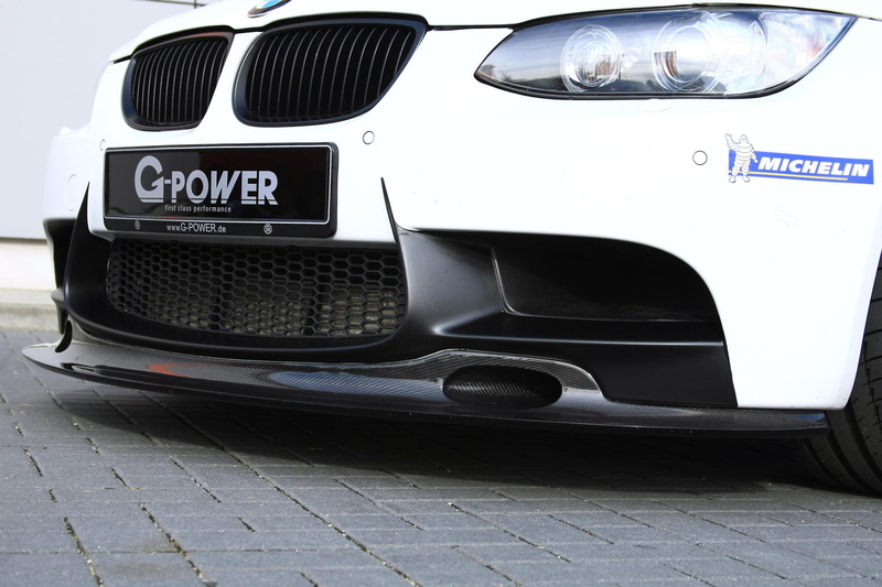 city, mode of transportation, luxury, bmw, close-up, silver colored, 1080P, sk, outdoors, g, western script, car, text, metal, motor vehicle, power, m