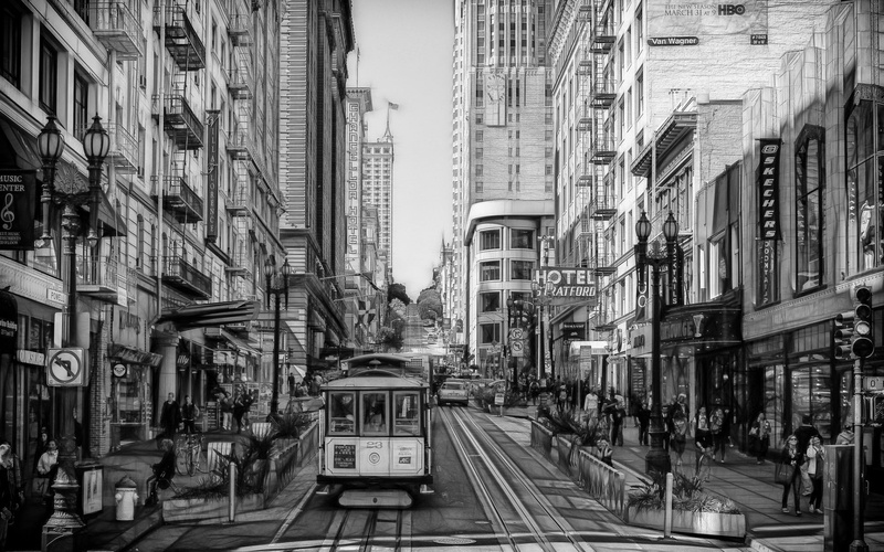 road, incidental people, mode of transportation, city life, San Francisco, land vehicle, city, built structure, monochrome, motor vehicle, car, architecture