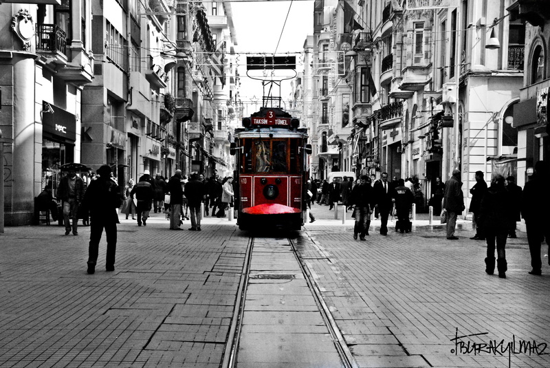 Istanbul, large group of people, crowd, selective, Turkey, train, women, architecture, city life, adult, men, built structure, transportation, 4K, street