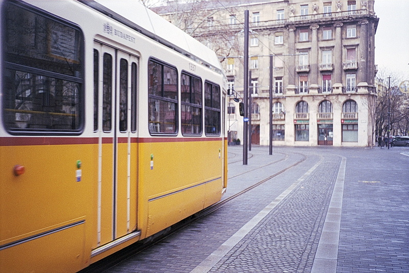 tramway, yellow, architecture, modern, no people, 1080P, built structure, transportation system, public transportation, city, train - vehicle, travel