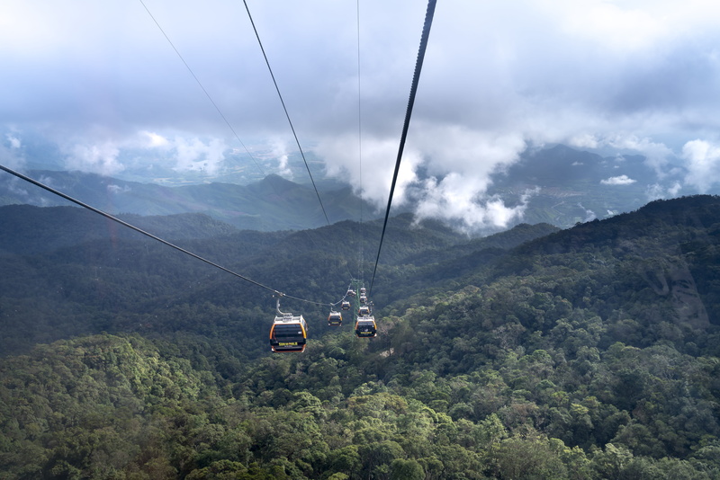 landscape, 8K, transportation, white, electricity, day, black, scenic, cable car, cable cars, adventure, sky, travel, mountain, mode of transportation