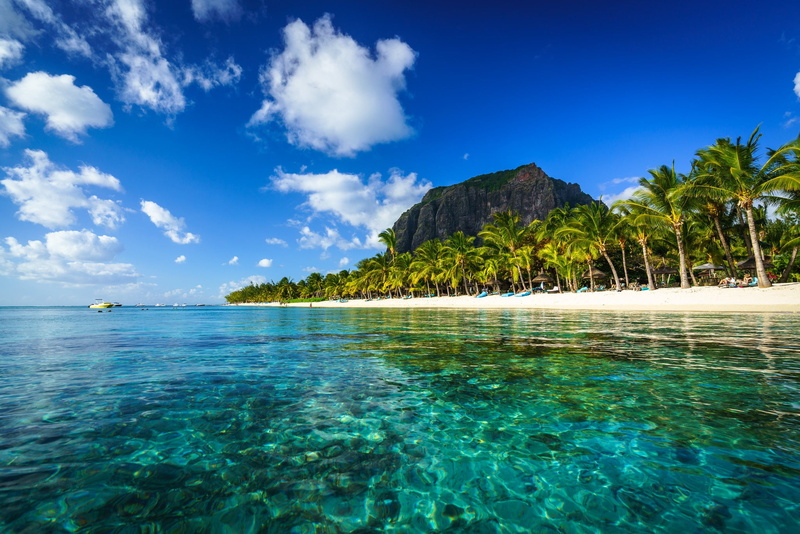 rock, coast, Le Morne Brabant, 1080P, The Indian ocean, palm trees, Mauritius, Indian Ocean, boats, the ocean