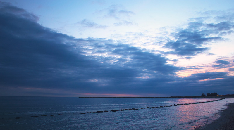 cloud - sky, rock, no people, land, horizon, sea, sunset, motion, color, france, non-urban scene, digue à la mer, nature, 4K, saintes-maries-de-la-mer
