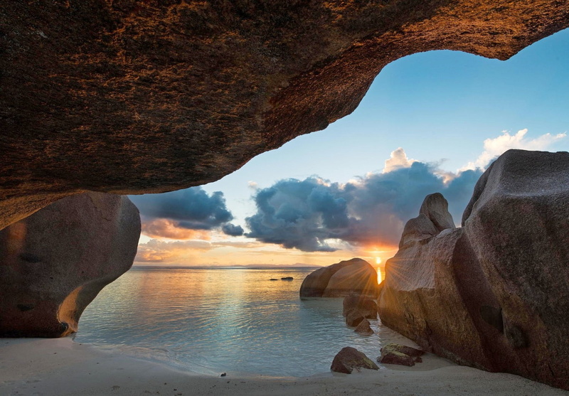 photography, rocks, sand, nature, sunset, Seychelles, beach, sea, 720P, cave, landscape, island, horizon