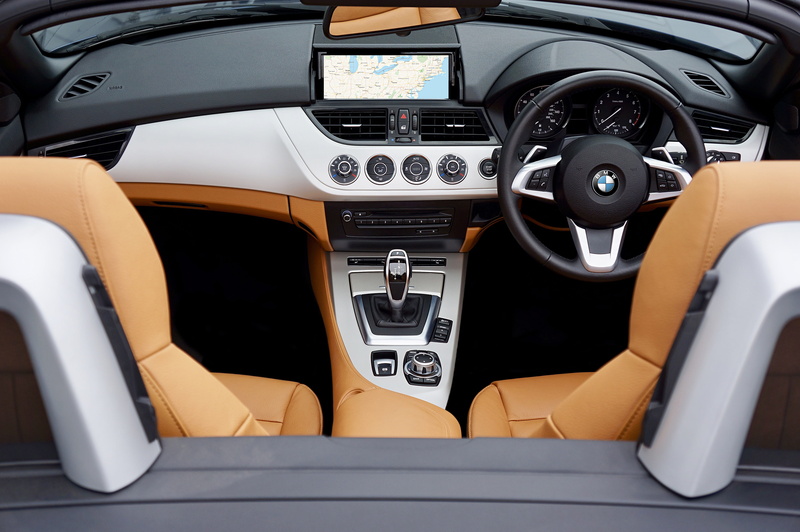 navigation, seat, car interior, speed, direction, BMW Z4, airbag, Sat Nav, driving, drive, transport, BMW, speedometer, luxury, vehicle interior, transportation system