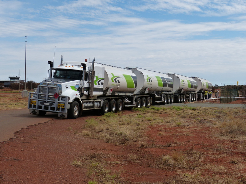 cloud - sky, no people, transportation, freight Transportation, transport, 4K, road, mode of transportation, semi-truck, freight, australia, ayersrock