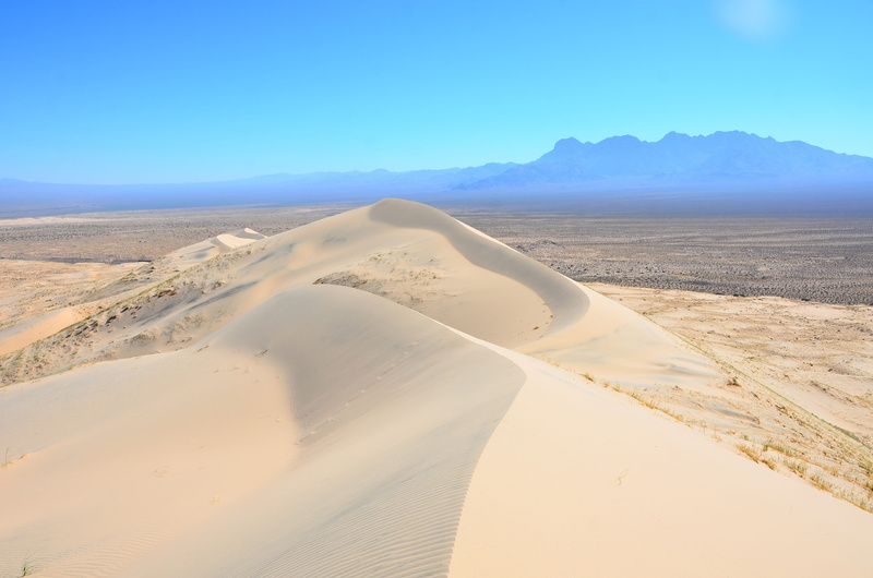 extreme terrain, nature, california, horizon, tranquil scene, landscape, 4K, sand, blue, outdoors, land, non-urban scene, kelso dunes, mountains, dunes
