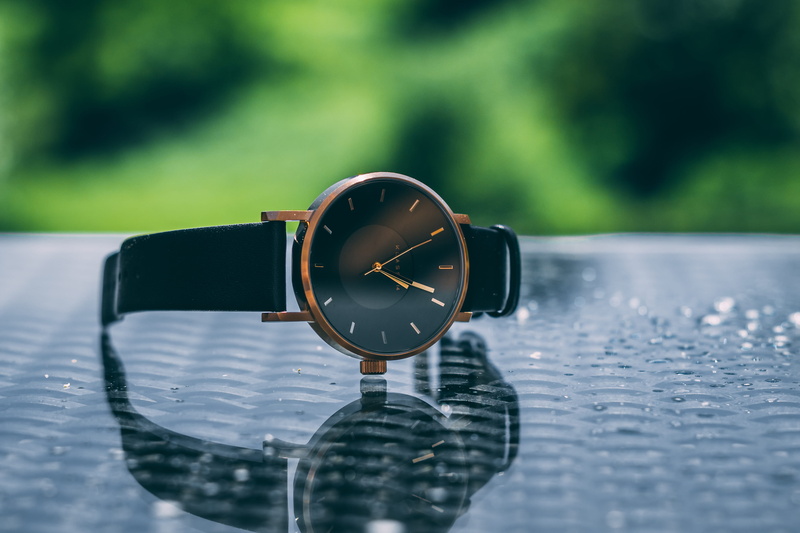 nature, lifestyle, rich, shape, glass - material, classy, rainy season, time, selective focus, reflection, circle, focus on foreground, metal, outdoors
