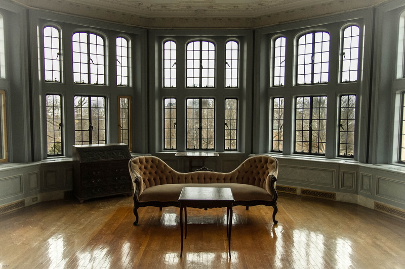 victorian, luxury, old, seat, sun roon, furniture, wood, home interior, wealth, indoors, 1080P, hardwood floor, chair, room, old couch, domestic room