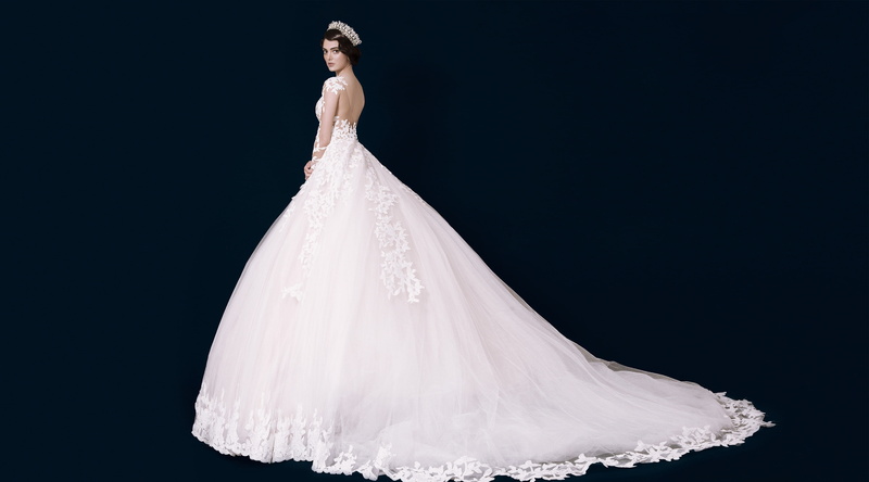 fashion, Girl, Fairytale, Fabulous, bride, Model, women, elegance, Girls, Princess, Collection, WhiteDress, one person, Love, Marriage, Female, beautiful woman