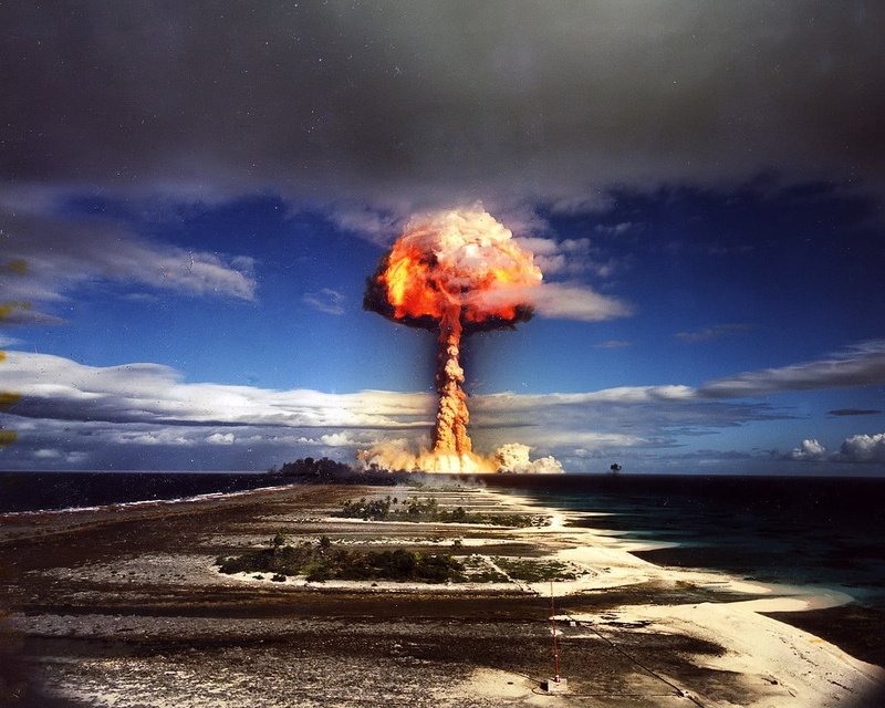 natural Disaster, 720P, smoke - Physical Structure, flame, environment, sign, fire - Natural Phenomenon, a nuclear explosion, cloud - Sky, outdoors, fuel and Power Generation