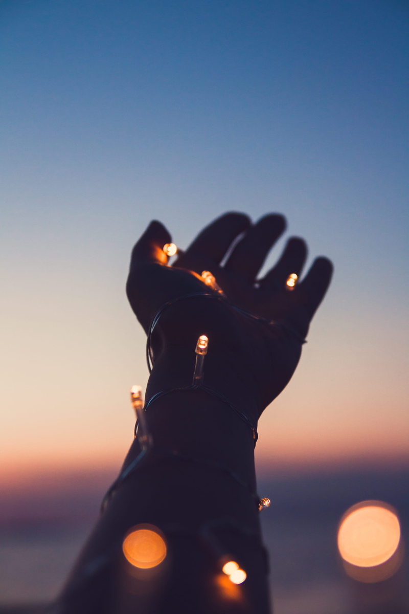leisure activity, string, left, human finger, lock screen background, sunlight, real people, holiday, summer, orange color, silhouette, beauty, 4K, outstretched