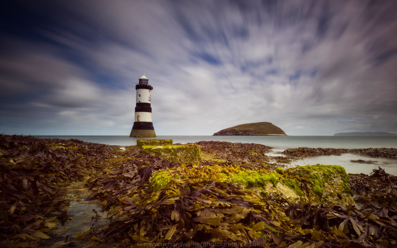 wales, beach, coast, coastline, Lighthouse, Penmon, anglesey, day, rock - Object, nature, 4K, seaweed, island, tower, near island, clouds, rocks, seaside