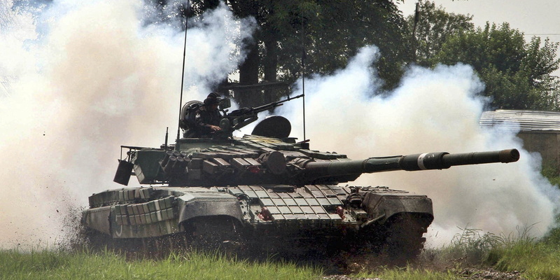 T-72 Ajeya, gun, conflict, motor, armed forces, cannon, tank, Indian Army, protection, smoke - physical structure, weapon, people, boat, security, machine gun