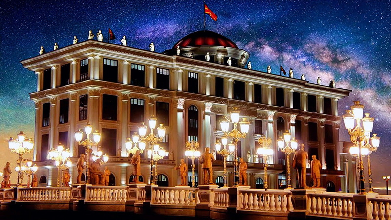 history, building exterior, low angle view, no people, facade, bridge of art, tourism, 1080P, illuminated, architectural column, built structure, lights