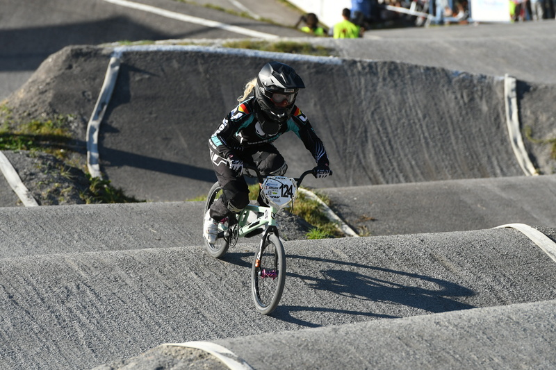 road, day, crash helmet, headwear, competition, rasport, helmet, bmx, rad-bundesliga, transportation, sunlight, one person, 5K, bicycle, ride, mode of transportation