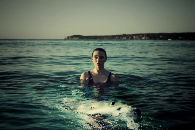 looking at camera, fish, wave, schreck, environment, hai, sea, fear, 4K, woman, front view, human, one person, diving, habitat, swim, scenics - nature