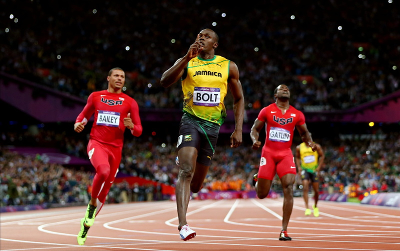 spectator, athlete, full length, running track, sports track, sportsman, running, motion, real people, bolt, 1080P, competition, stadium, effort, men